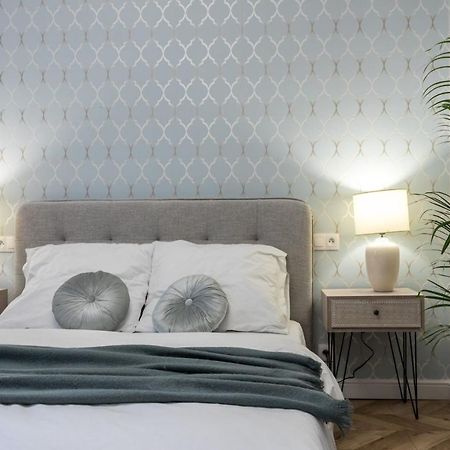 Apartment Nearto Old Town Kraszewskiego Street クラクフ エクステリア 写真