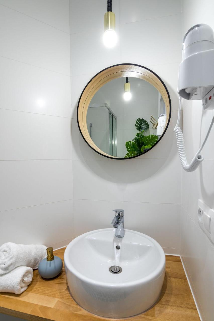 Apartment Nearto Old Town Kraszewskiego Street クラクフ エクステリア 写真